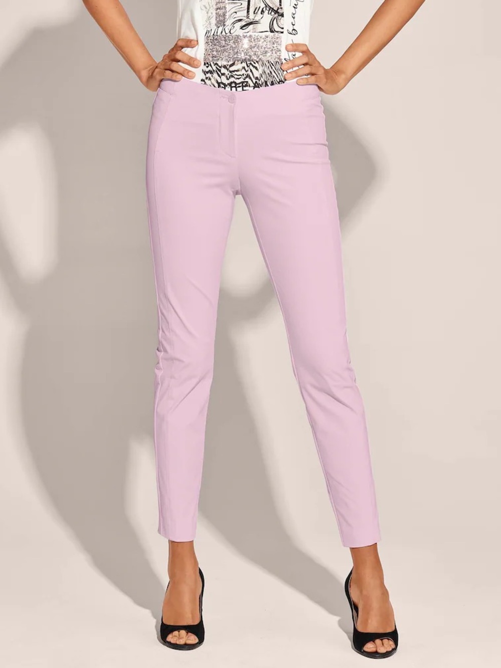 Vero Moda Slim Ankle Pants in Light Lavender